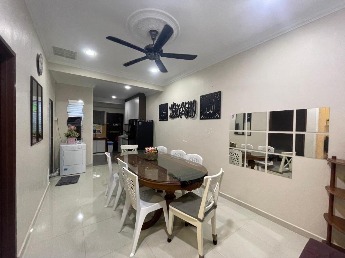 3bedroom Full Aircond House With Pool@portdickson Holiday home Port Dickson